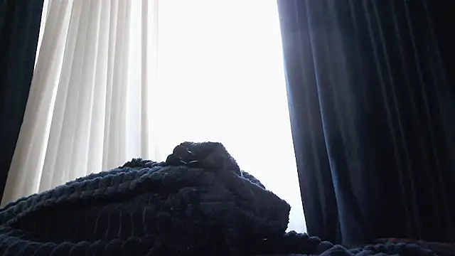 tokyomeow online show from 11/20/25, 06:24