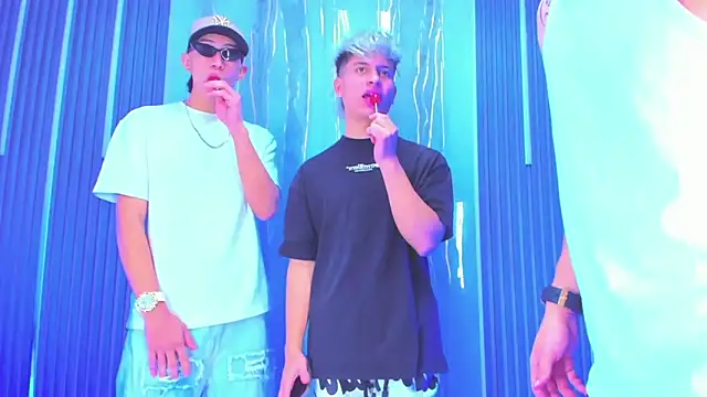 Snapshot of the_king_sweet chatting on 09/17/25, 08:43 the king sweet online show from 09/17/25, 08:43