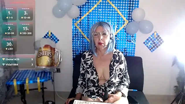 Snapshot of ruth_blue21 chatting on 09/21/25, 01:29 ruth blue21 online show from 09/21/25, 01:29