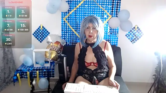 Snapshot of ruth_blue21 chatting on 09/24/25, 03:15 ruth blue21 online show from 09/24/25, 03:15