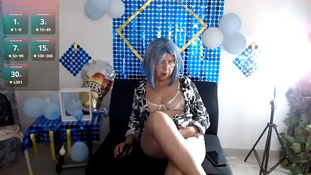 Snapshot of ruth_blue21 chatting on 09/27/25, 02:05 ruth blue21 online show from 09/27/25, 02:05