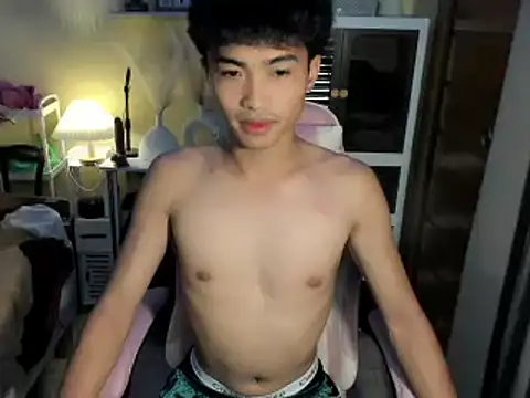 Snapshot of yourhotpinoy chatting on 09/17/25, 10:17 yourhotpinoy online show from 09/17/25, 10:17