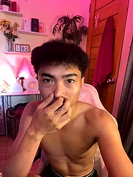 Snapshot of yourhotpinoy chatting on 11/03/25, 02:13 yourhotpinoy online show from 11/03/25, 02:13