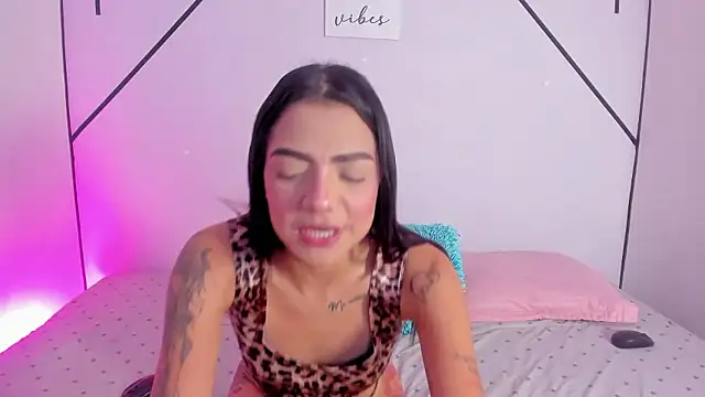 MiahCornell  online show from 01/08/26, 07:38