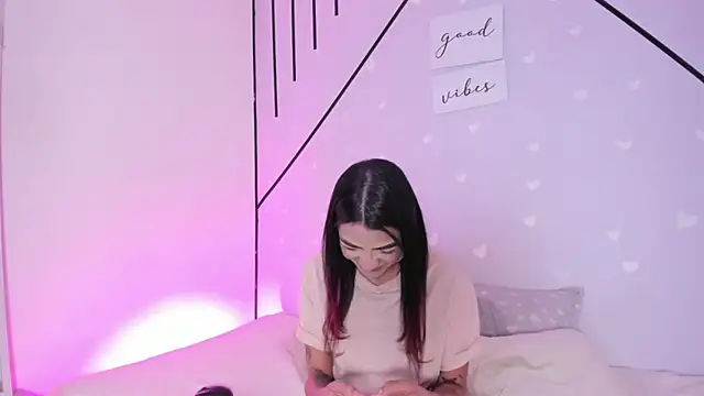 MiahCornell  online show from 03/31/26, 08:09