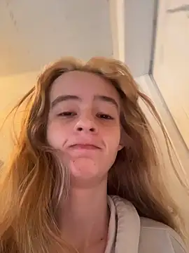 SeccySerena online show from 02/17/26, 03:08