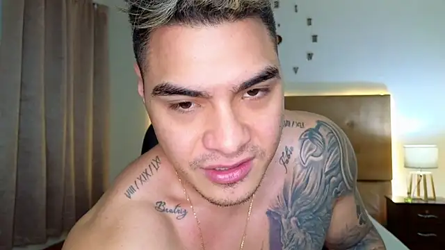 Steven Velez online show from 10/20/25, 12:44