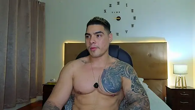 Steven Velez online show from 11/07/25, 04:34