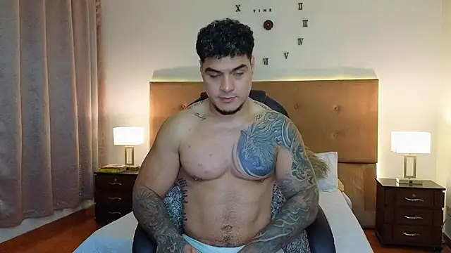 Steven Velez online show from 04/21/26, 01:18