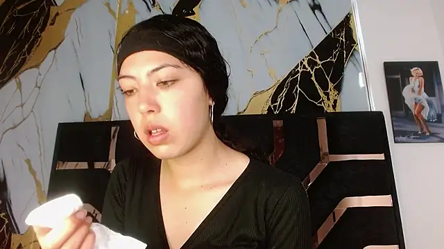 malejahotcs01 online show from 09/20/25, 12:06