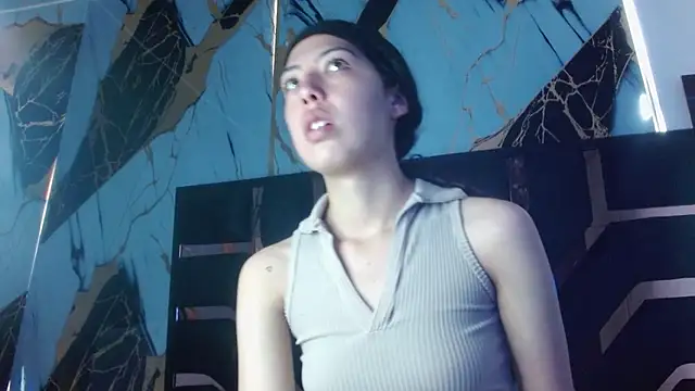 malejahotcs01 online show from 09/22/25, 12:18