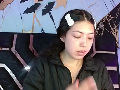 malejahotcs01 online show from 11/11/25, 11:43