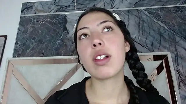 malejahotcs01 online show from 12/05/25, 02:25