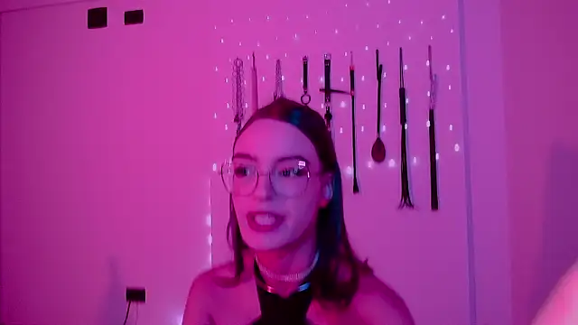 Snapshot of nina_kink chatting on 05/07/26, 09:42 nina kink online show from 05/07/26, 09:42
