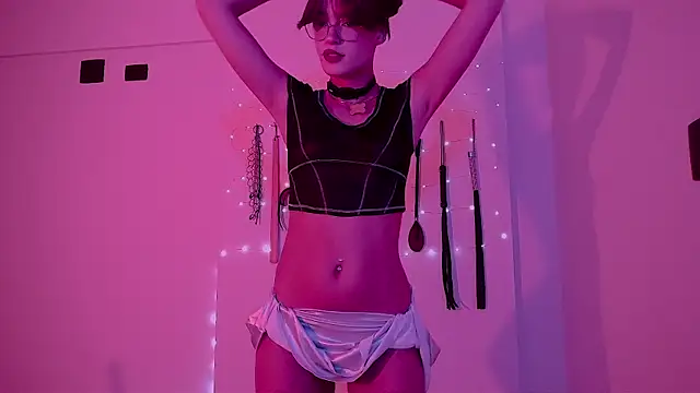 Snapshot of nina_kink chatting on 05/24/26, 09:20 nina kink online show from 05/24/26, 09:20