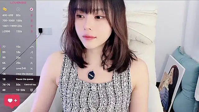 yara hot1 online show from 04/24/26, 03:20