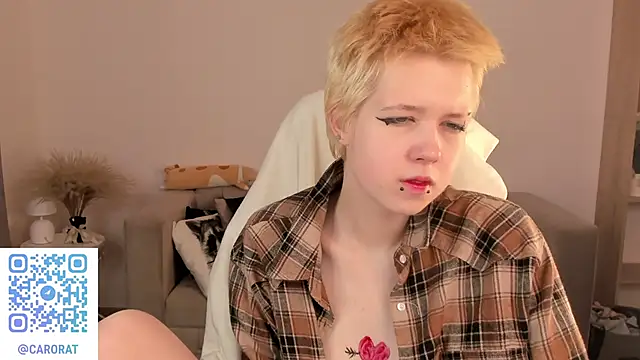 CarolineRichter online show from 09/30/25, 02:22