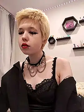 CarolineRichter online show from 10/02/25, 11:23