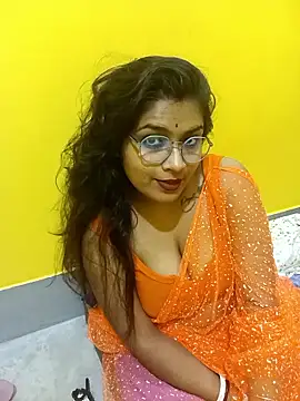 Snapshot of Naughty-Chaaya chatting on 09/23/25, 06:44 Naughty-Chaaya online show from 09/23/25, 06:44