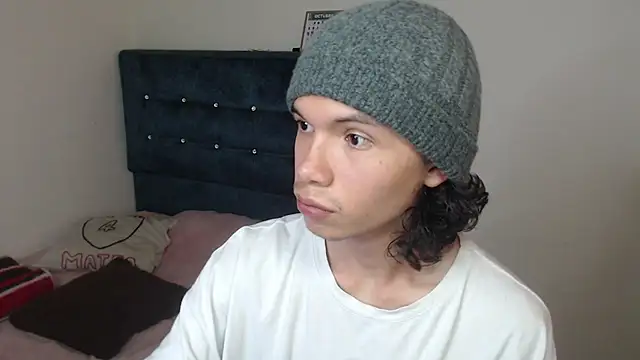 Xoxo Smiles online show from 10/18/25, 08:20