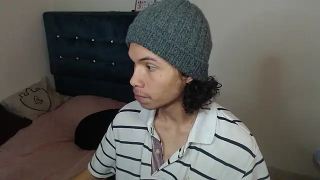 Xoxo Smiles online show from 10/28/25, 03:58