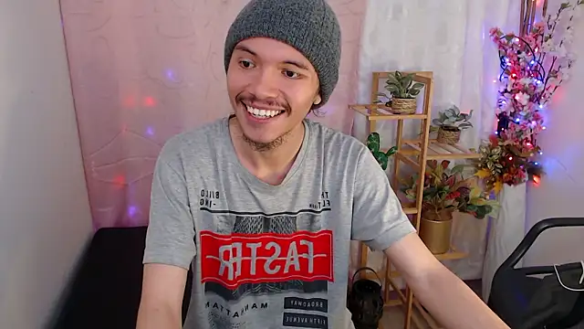 Xoxo Smiles online show from 01/13/26, 03:06