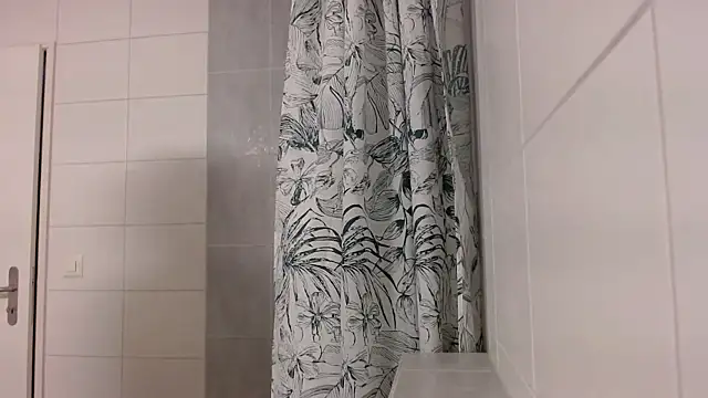 Hijuga online show from 04/13/26, 04:45