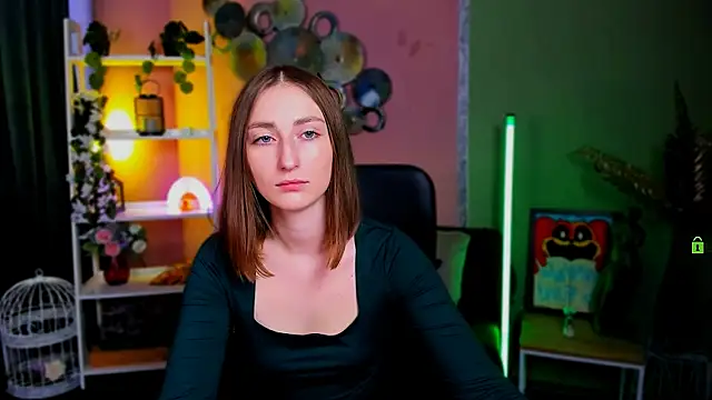 eva smiith  online show from 10/01/25, 05:46