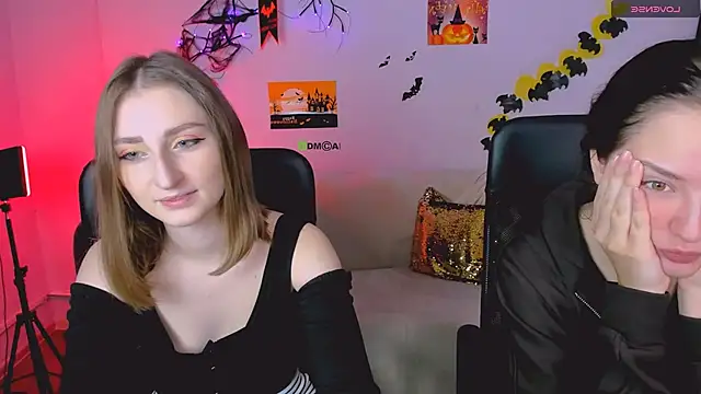 eva smiith  online show from 10/31/25, 07:09