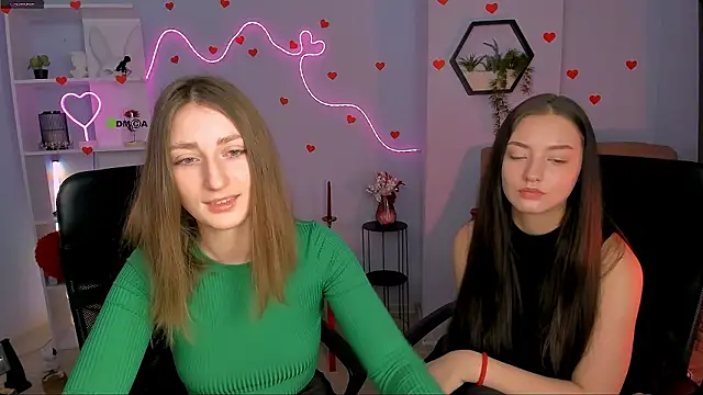 eva smiith  online show from 02/20/26, 06:48