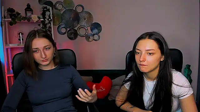 eva smiith  online show from 03/25/26, 06:52