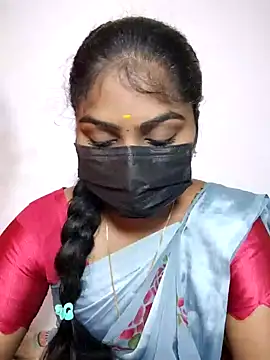 Snapshot of Tamil_Princess12 chatting on 06/05/26, 05:25 Tamil Princess12 online show from 06/05/26, 05:25