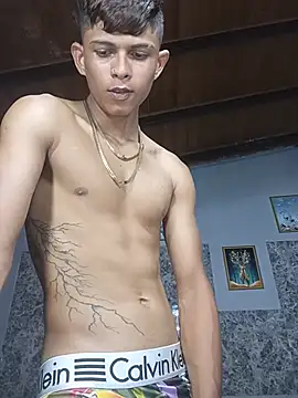 Snapshot of God_Eros_23cm chatting on 07/09/26, 02:04 God Eros 23cm online show from 07/09/26, 02:04