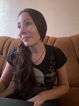 HellaryTourent online show from 09/09/25, 02:27