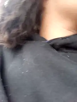 mia blue01 online show from 09/26/25, 05:50