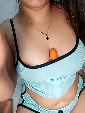 Queen-15 online show from 09/30/25, 11:21