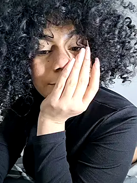 Snapshot of Yerystar chatting on 09/27/25, 07:13 Yerystar online show from 09/27/25, 07:13