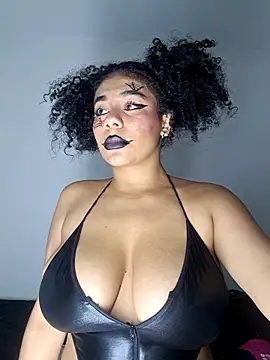 Snapshot of Yerystar chatting on 11/01/25, 06:37 Yerystar online show from 11/01/25, 06:37