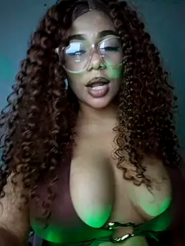 Snapshot of Yerystar chatting on 02/05/26, 03:44 Yerystar online show from 02/05/26, 03:44