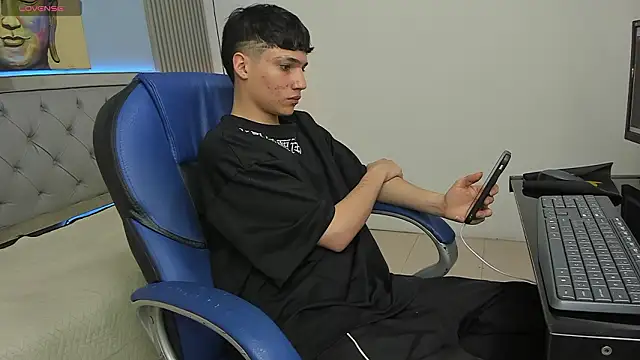 SamBlack  online show from 03/16/26, 08:24