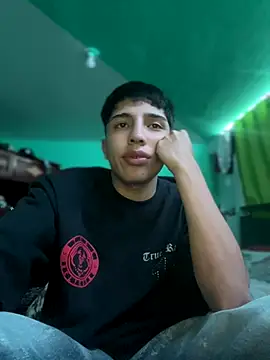 Snapshot of pabonsito chatting on 09/23/25, 01:41 pabonsito online show from 09/23/25, 01:41