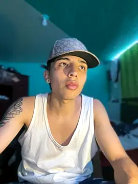 Snapshot of pabonsito chatting on 09/25/25, 02:26 pabonsito online show from 09/25/25, 02:26