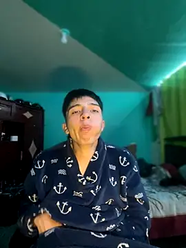 Snapshot of pabonsito chatting on 10/02/25, 11:45 pabonsito online show from 10/02/25, 11:45