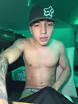 Snapshot of pabonsito chatting on 04/15/26, 01:56 pabonsito online show from 04/15/26, 01:56