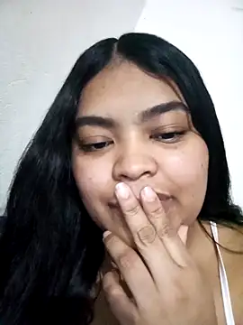 Snapshot of RileyDolly chatting on 10/15/25, 06:24 RileyDolly online show from 10/15/25, 06:24