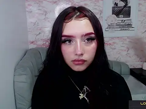 Snapshot of koraa_t chatting on 10/08/25, 03:04 koraa t online show from 10/08/25, 03:04