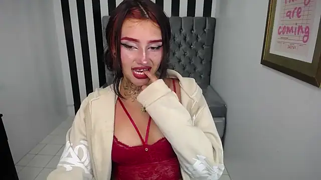 Snapshot of koraa_t chatting on 10/15/25, 02:55 koraa t online show from 10/15/25, 02:55