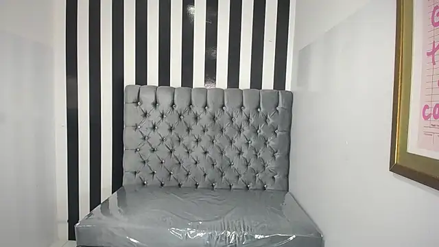 Snapshot of koraa_t chatting on 10/18/25, 03:09 koraa t online show from 10/18/25, 03:09