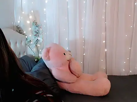 Iyotakody online show from 09/25/25, 11:30