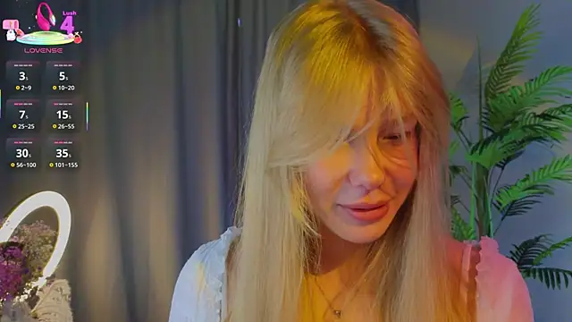Snapshot of emilyshepar_d chatting on 09/26/25, 03:32 emilyshepar d online show from 09/26/25, 03:32